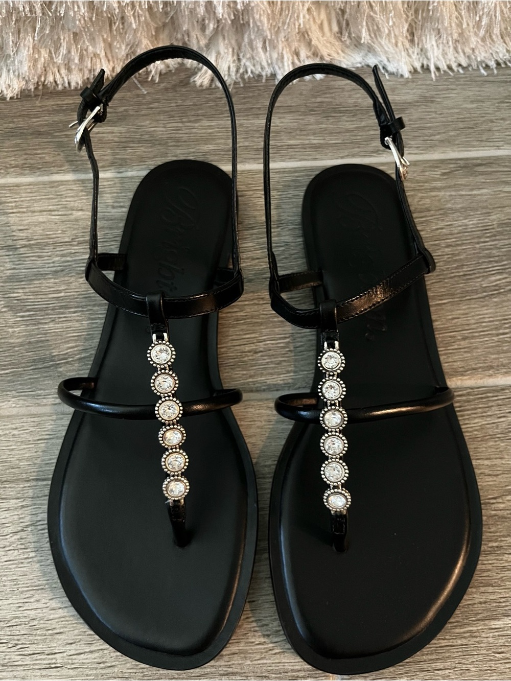 Brighton Glow Sandals size 9 NEW - Picture 2 of 4